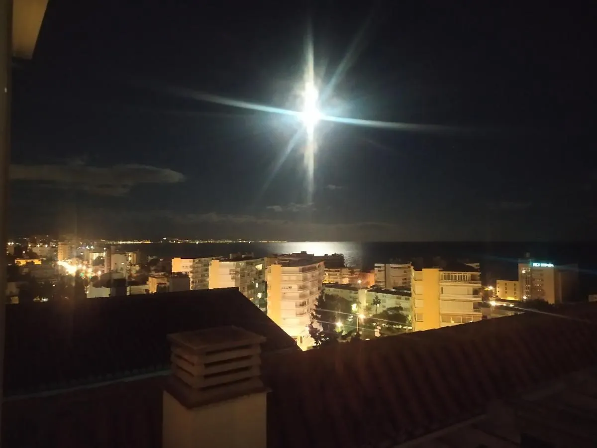 Carihuela La Luna Sun & Beach Apartment Torremolinos